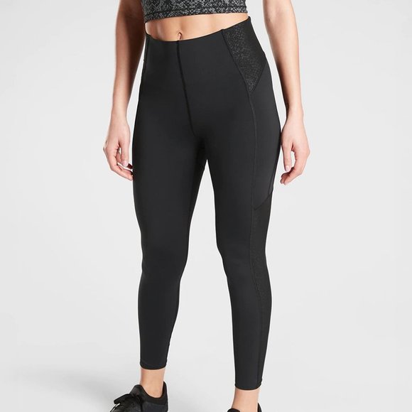 NWT! Athleta Stay Fly Reflective 7/8 Tight M - Picture 2 of 8